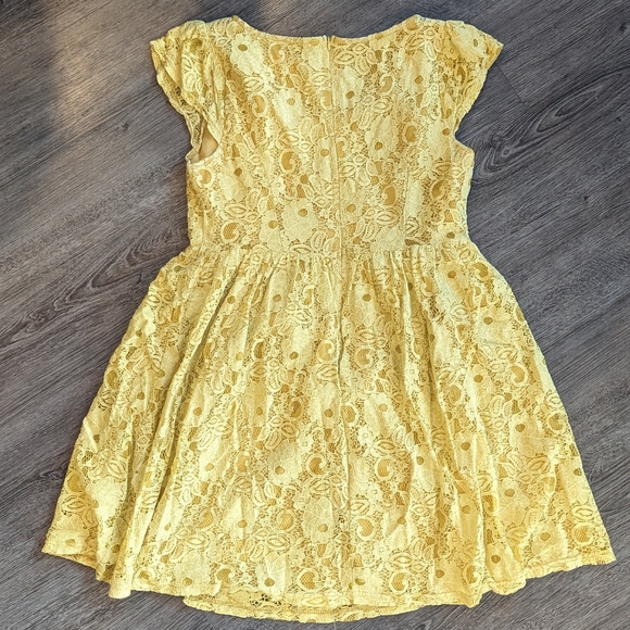 ANTHROPOLOGIE A’reve Lace Dress - Picture 2 of 5